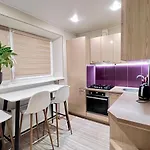 Apartment Comfort In Center *